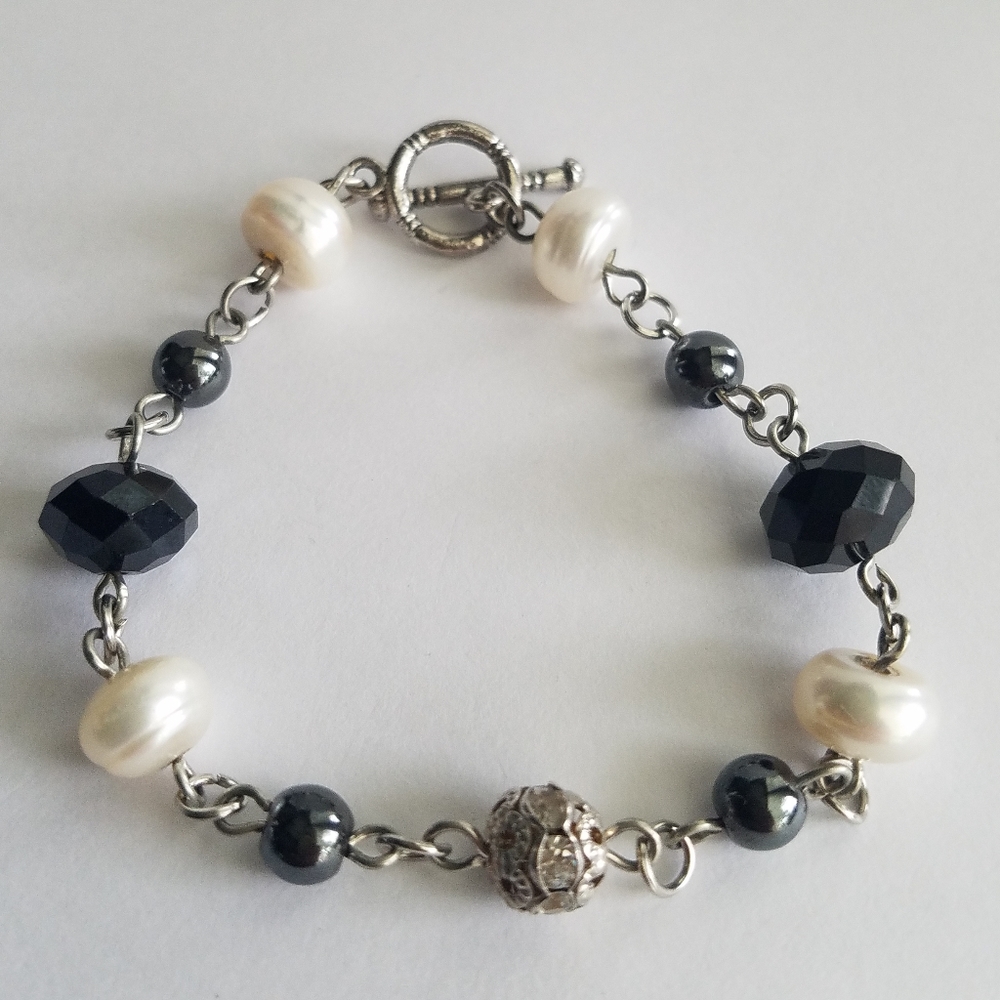 Swarovski Elements Onyx Jet Black Crystal, Genuine Pearl & Hematite Bracelet NWT